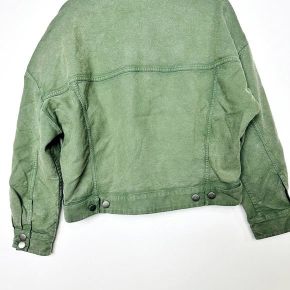 Chaser NWT Snap Button Oversized Dolman Canvas Cropped Jacket Army Green Small - Picture 6 of 6